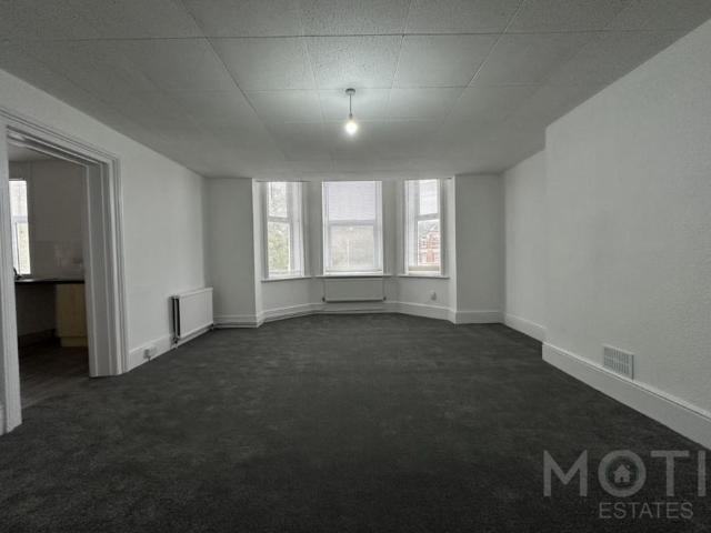 Augusta Gardens, Folkestone, CT20 2 bed flat to rent £895 pcm £207 pw