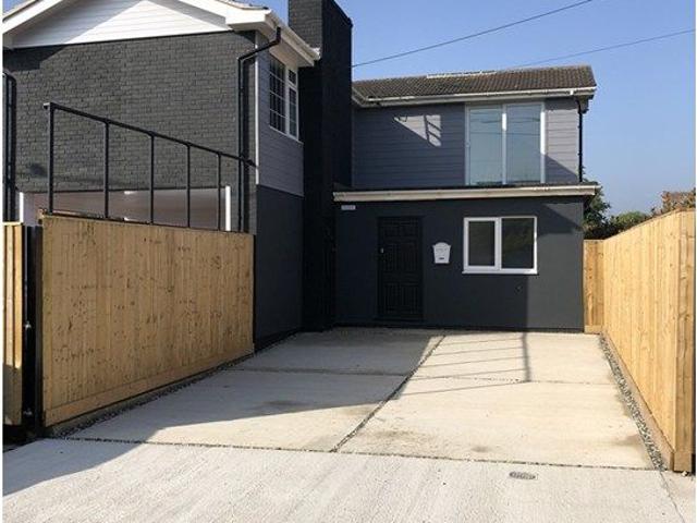 Augustine Road, Sheerness ME12, 6 bed detached house to rent, £2,500 pcm | PrimeLocation