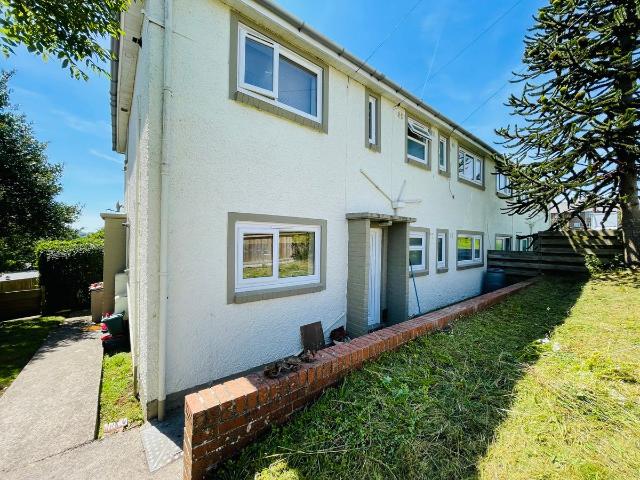 Augustine Way, Haverfordwest SA61, 2 bed flat to rent, £800 pcm | PrimeLocation