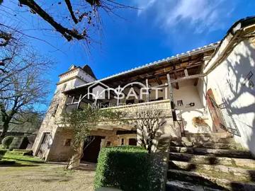 Aujols 46090 Achat / Vente maison 8 pièces t8