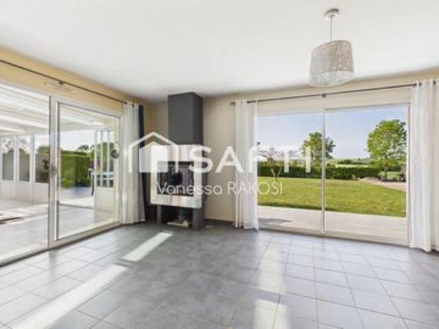 AULNAY MAISON DE PLAIN PIED 150M2 3 CHAMBRES VERANDA JARDIN