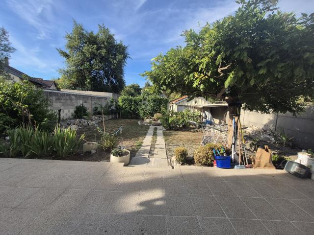 Aulnay Sous Bois PAVILLON 6 pièces