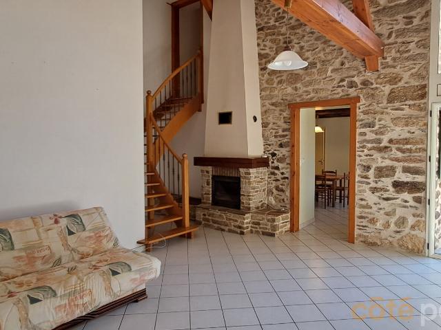 AURIAC LAGAST La Cailholie Maison de campagne + Terrain + Préau