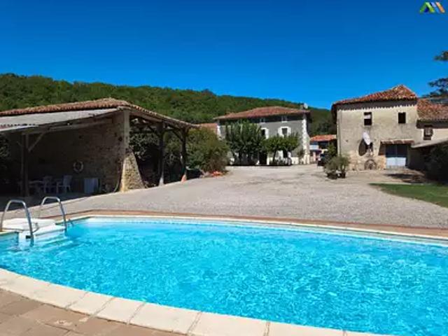 Aurignac 31420 Achat / Vente maison 7 pièces t7 piscine