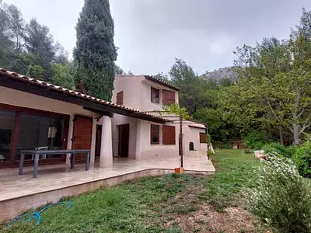 Auriol 13390 Achat / Vente maison 5 pièces t5 au dernier étage