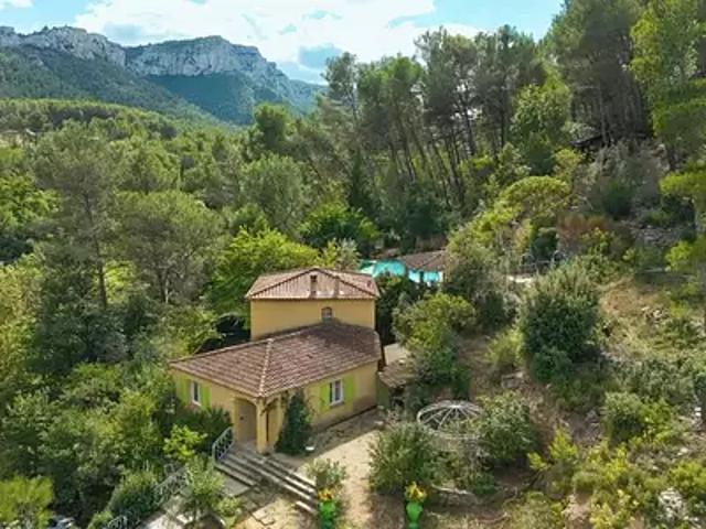 Auriol 13390 Achat / Vente maison 5 pièces t5 piscine jardin