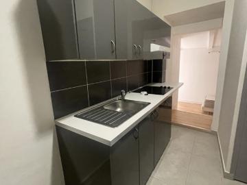 AURIOL APPARTEMENT TYPE 1 MEUBLÉ