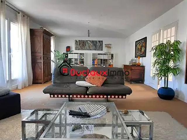 Aurillac 15000 Achat / Vente appartement 5 pièces t5 au dernier étage