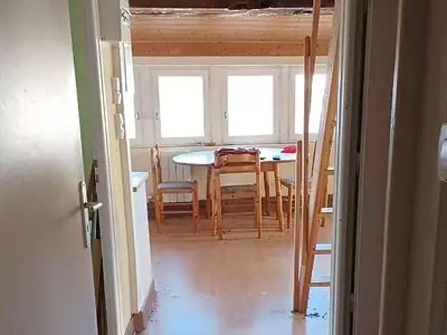 Aurillac 15000 Achat / Vente appartement 2 pièces t2 au dernier étage