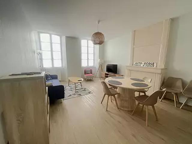 Aurillac 15000 Location appartement 4 pièces t4