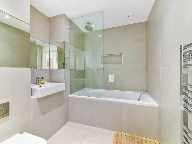 Aurora Apartments, 10 Buckhold Road, London SW18, 1 bed flat to rent, £2,100 pcm | PrimeLocation