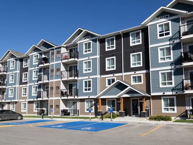 Aurora Heights Two Bedroom Two Bath Den Apartment for Rent