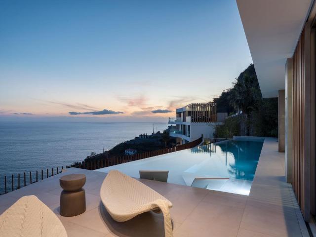 Aurora | Um refúgio arquitetónico de bem estar na Madeira 391m² Arco Da Calheta