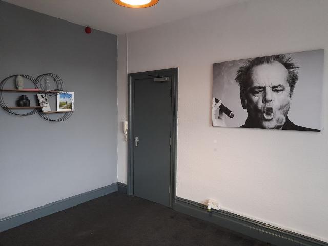 Austhorpe Road, Crossgates LS15, 1 bed flat to rent, £775 pcm | PrimeLocation