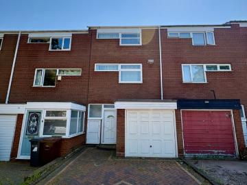 Austin Croft, Birmingham B36, 4 bed town house to rent, £1,400 pcm | PrimeLocation