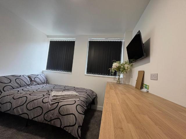 Austin Friars, Stafford, ST17 4AP 1 bed in a house share to rent £615 pcm £142 pw