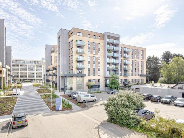 Austin House, Edinburgh Gate, Harlow. 2 bed apartment to rent £1,700 pcm £392 pw