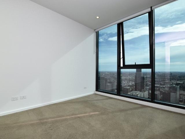 Australis: 24th Floor Unbelievable City Location!