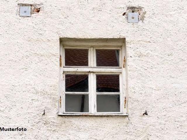 Aus Alt mach Neu! Abbruchreifes Einfamilienhaus