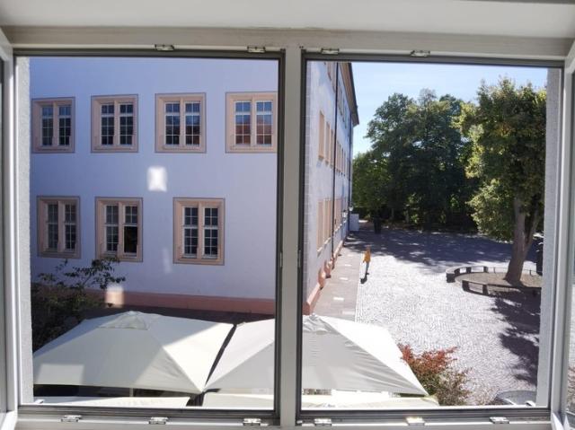 Aus mir kannst du was machen: Wohnung zur Selbstnutzung, WG Wohnung, Praxis, Büro.
