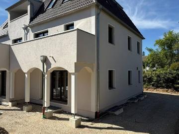 Außen fertig. Innen ganz nach Ihren Wünschen
