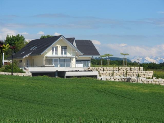 Außergewöhnlich neues Eigentum, 10 Zimmer, Panoramablick auf die Landschaft und den See, eine unbelästigte Gegend