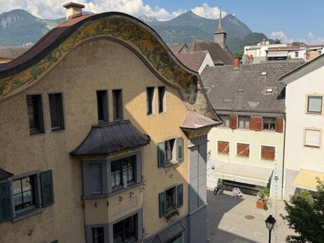 Aussergewöhnliche 4 Zimmerwohnung im Herzen von Bludenz mit eigenem Parkplatz und neuer Küche provisionsfrei