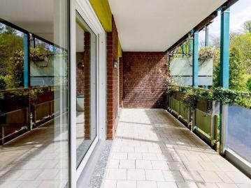 Außergewöhnliche 2 Balkon Wohnung in Ludenberg Gerresheim! Circa 91 qm Wohnfreude!