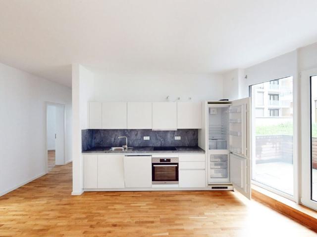 Außergewöhnliche 3 Zimmer Wohnung mit Terrasse und offenem Wohnkonzept