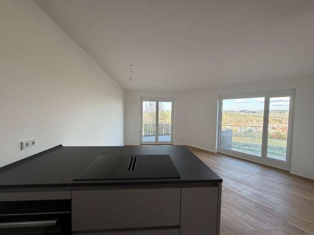 Außergewöhnliche 3 Zimmer Wohnung mit Panoramablick