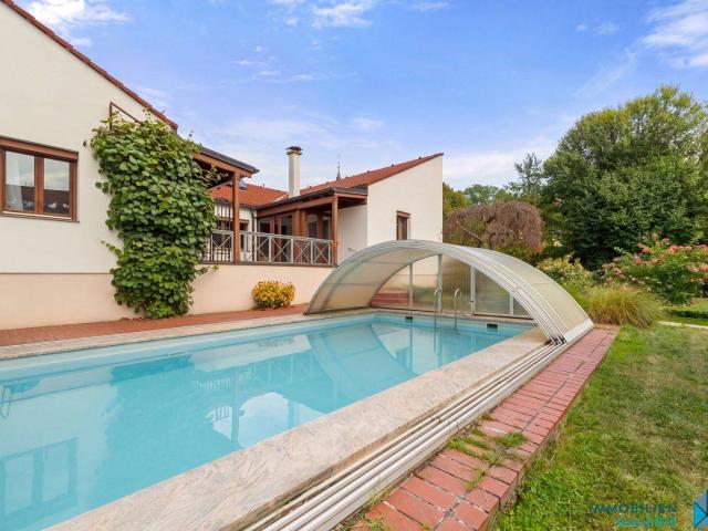 Außergewöhnliche Villa im mediterranen Stil mit Pool im Herz Jesu Viertel!