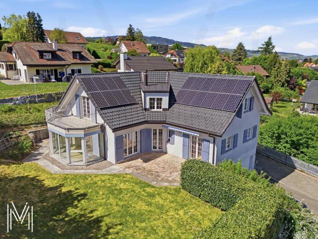 Außergewöhnliche Villa mit 6,5 Zimmern in einer ruhigen Wohngegend mit außergewöhnlicher Aussicht