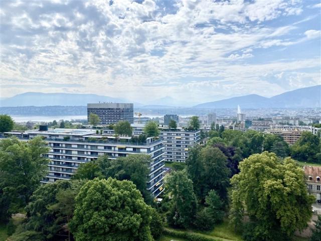 Außergewöhnliche Wohnung mit Panoramablick in der Nähe der UN