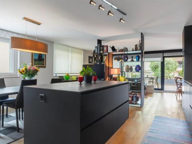 Aussergewöhnliche Wohnung! Eine seltene Gelegenheit, die Sie sich nicht entgehen lassen sollten