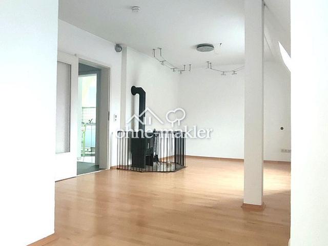 Außergewöhnliche Wohnung im Maisonette Stil mit Kamin, 2 Bädern & 4 Zimmer Potential auf knapp 100qm