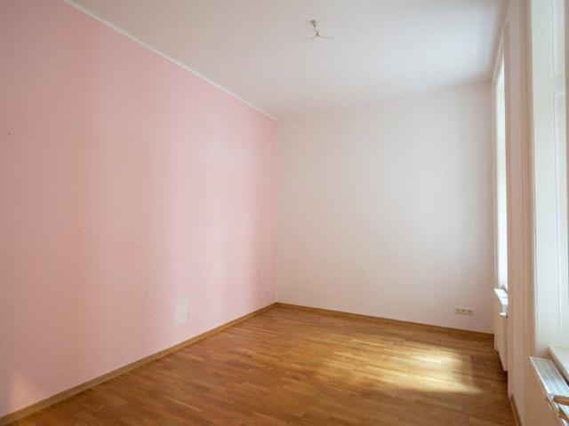 Außergewöhnliche Altbau Stadtwohnung auf ca. 208 m² – Wohnen auf Vorzeigeniveau in Neubau