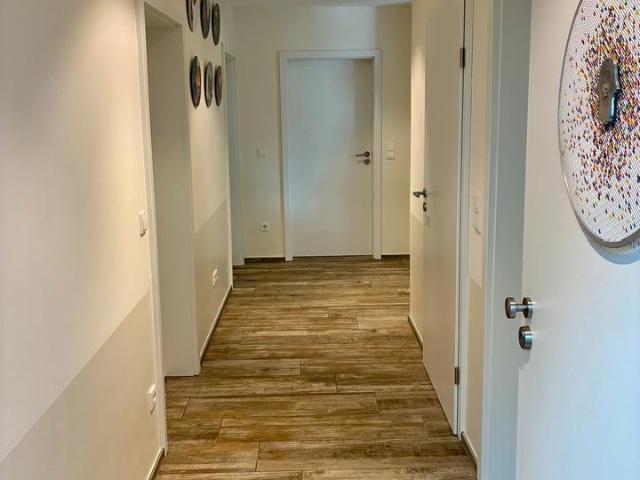 Außergewöhnliche Dachgeschosswohnung mit bis zu 5m Deckenhöhe