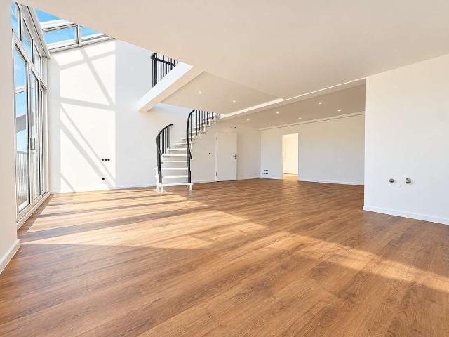 Außergewöhnliche Dachgeschosswohnung mit Charme – ein echtes Unikat
