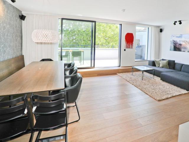 Außergewöhnliche Dachgeschosswohnung Nähe Türkenschanzpark