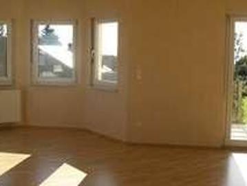 Außergewöhnliche Erdgeschosswohnung in traumhafter Gegend