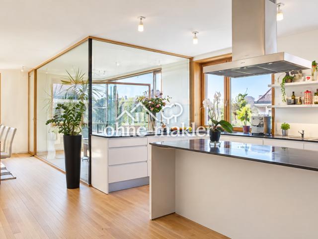 Außergewöhnliche, exklusive 6 Zimmer Wohnung in München/Schwabing