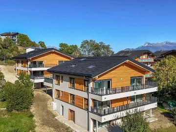 Außergewöhnliche Gartenebene in einem neuen Wohnhaus