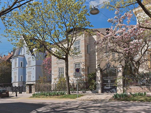 Außergewöhnliche Gelegenheit! Exklusive Gründerzeit Villa im Cottageviertel
