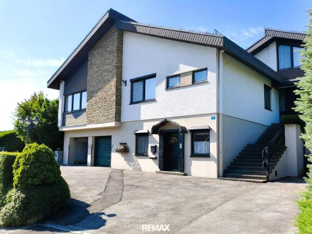 Außergewöhnliche Immobilie mit parkähnlichem Garten, ehemaliger Praxis und viel Raum zum Leben – 2152m² Grund!