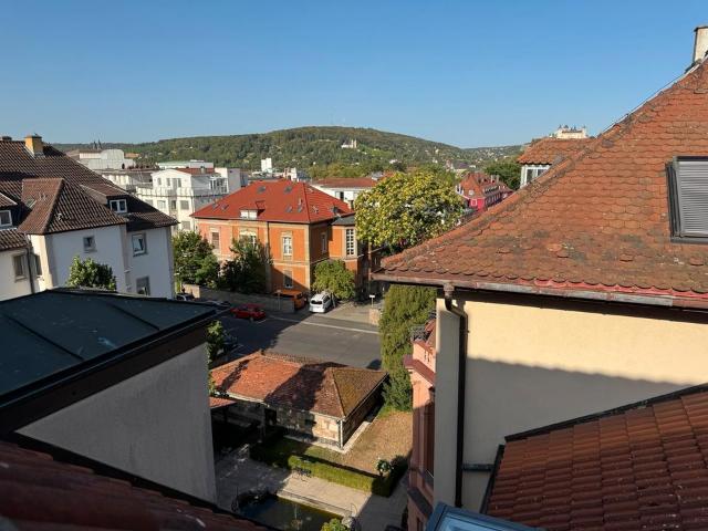 Außergewöhnliche Maisonette Wohnung mit Festungsblick