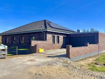 Außergewöhnlicher großzügiger Bungalow zur Miete