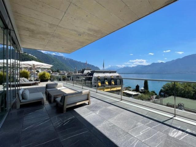 AUSSERGEWÖHNLICHES PENTHOUSE VON 420 M² + 266 M² TERRASSE MIT 360° PANORAMABLICK