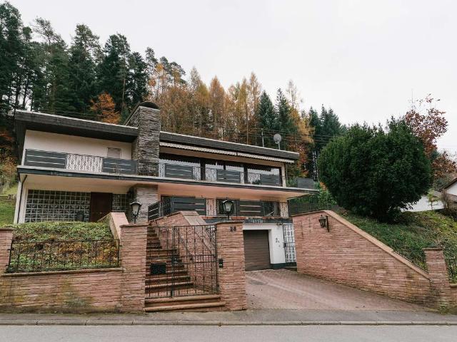 außergewöhnlicher Winkel Bungalow in ruhiger Lage
