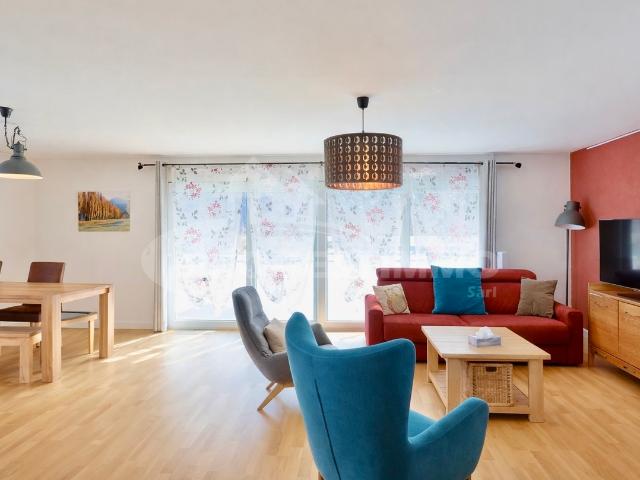 AUSSERGEWÖHNLICHES 4,5 ZIMMER APARTMENT IN EINER GESCHÄTZTEN LAGE