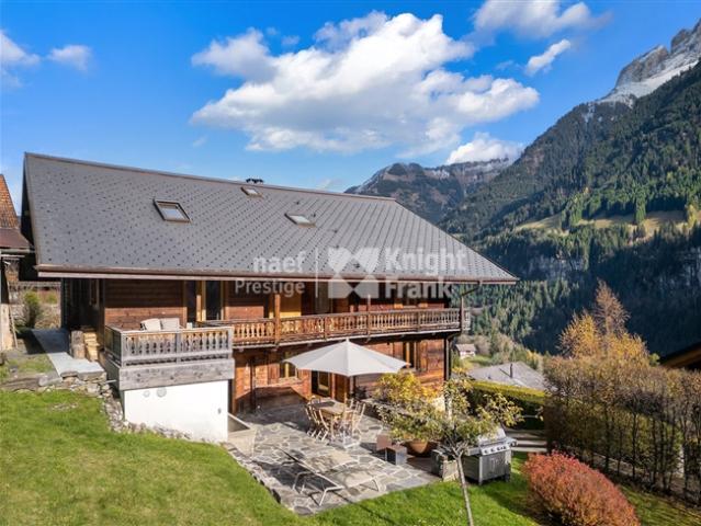 Außergewöhnliches Chalet mit 12,5 Zimmern zum Verkauf in Champéry